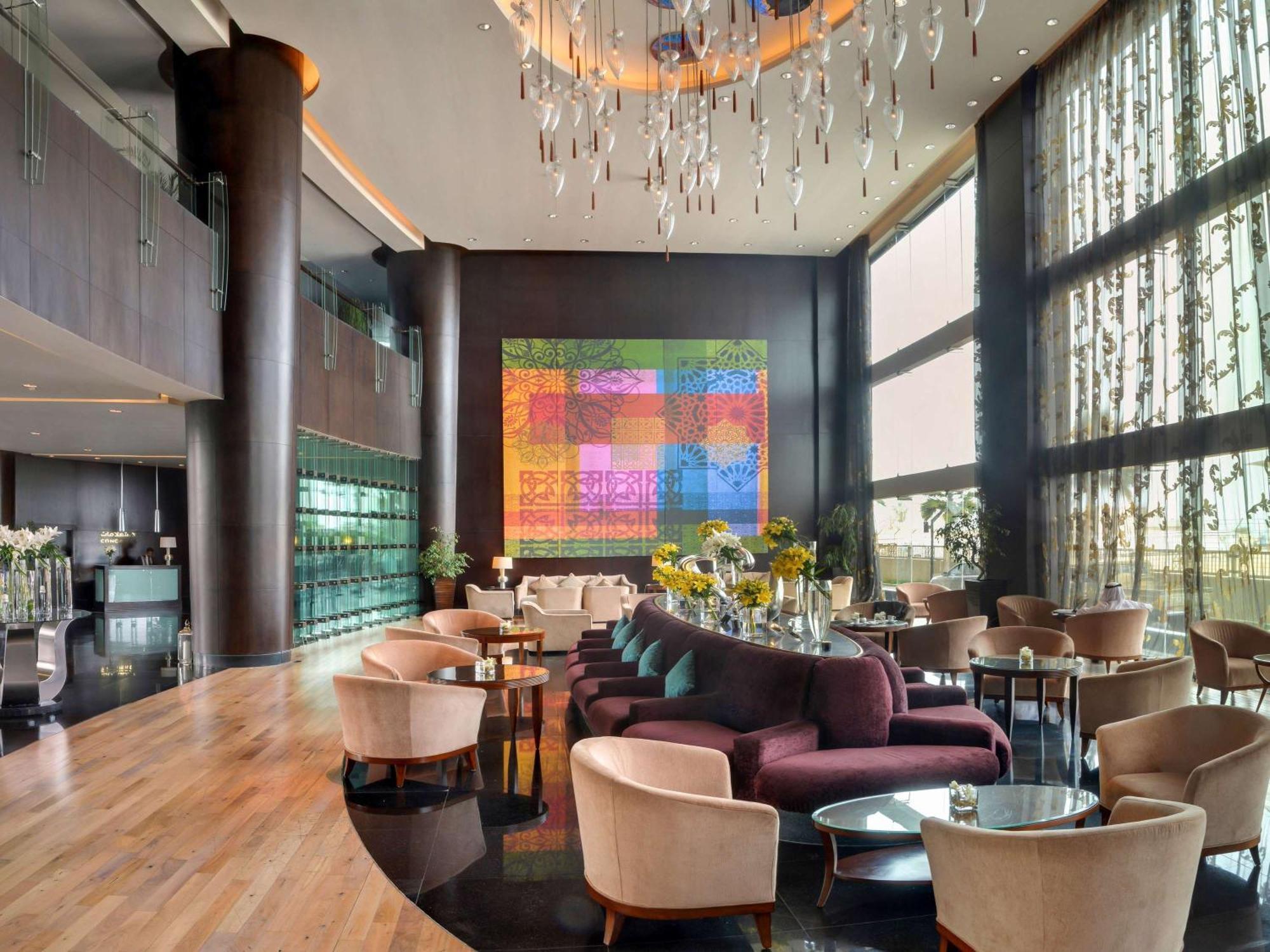 Sofitel Al Khobar The Corniche Hotel Eksteriør billede The Bar